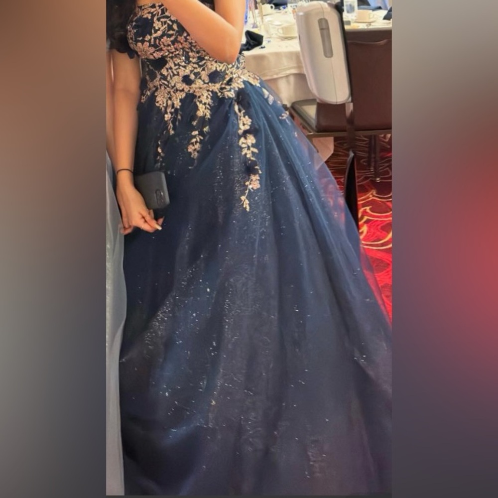 Dress!! - Picture 3 of 4